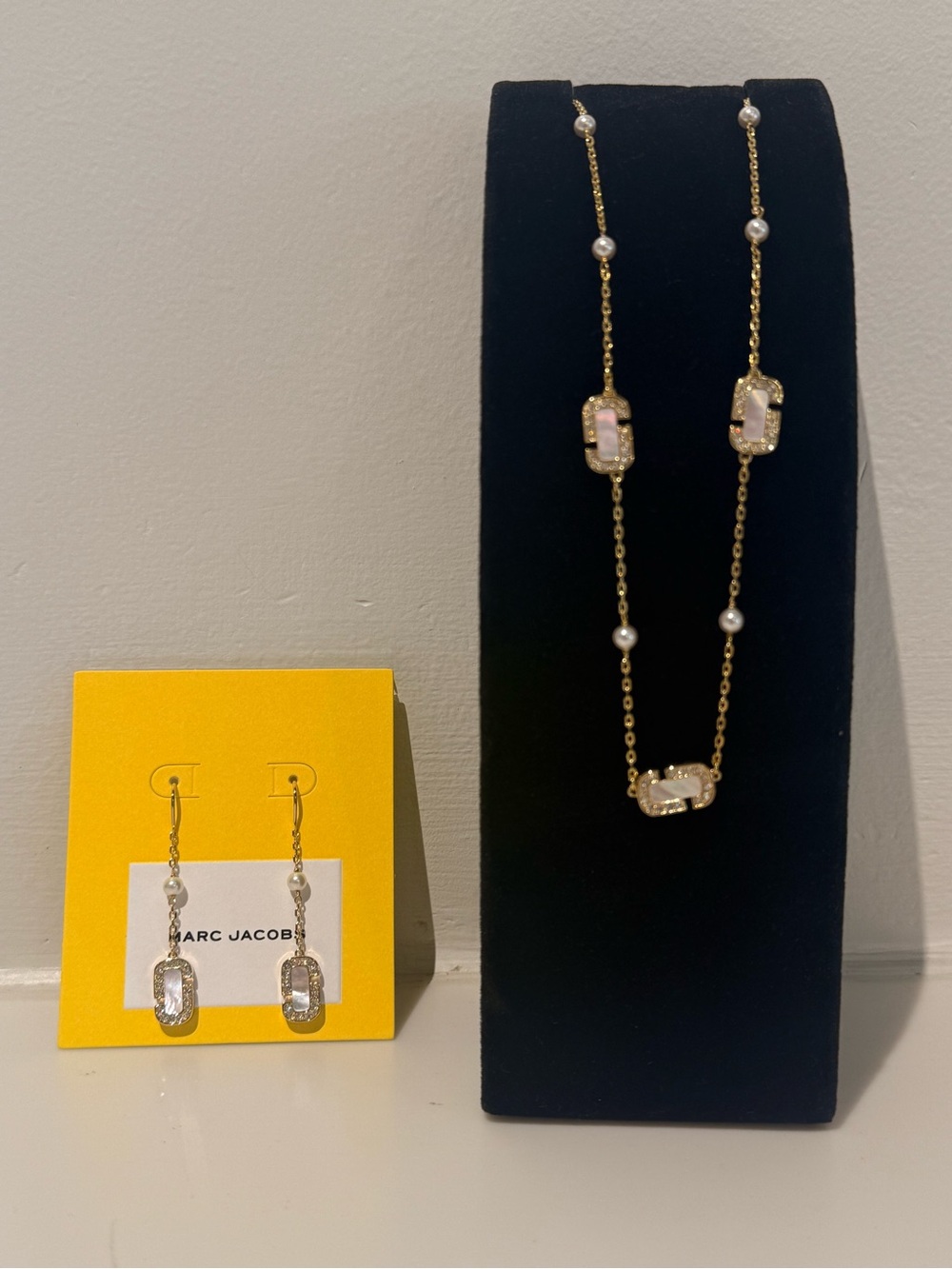 NWT Marc Jacobs earring / necklace set